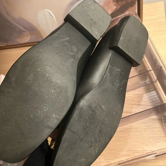 EUC Linea Paolo Christa Slingback Flat In Black round toe loafer gold chain 8 - Picture 2 of 5